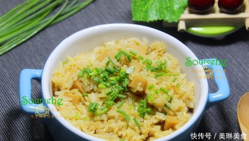 儿子最爱吃的炒饭,只需3种食材5分钟出锅,粒粒分明,出奇美味