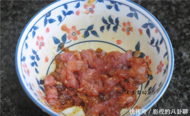 天冷,早餐我家从不吃馒头,最爱萝卜饼,简单省事,比吃肉还好