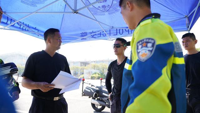 汗水|你们眼中的“帅”，却是他们用无数汗水“汇聚”而成