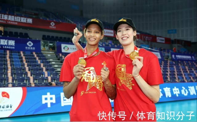 李盈莹|3选1!中国女排国家队的新队长候选人出炉,李盈莹希望很大!
