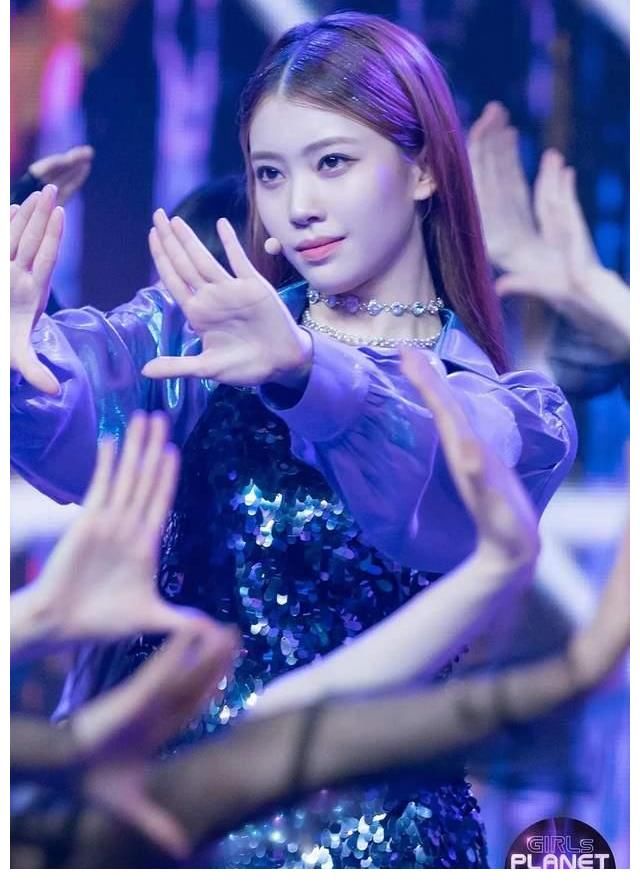 蔡冰|《Girls Planet 999》新一轮TOP9公布,中国选手成赢家,遭韩媒不满!