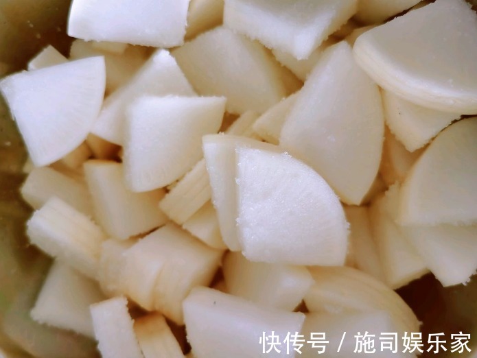 开胃|腌萝卜怎么才脆爽大厨教你“招牌做法”，做1次吃3月，开胃解腻
