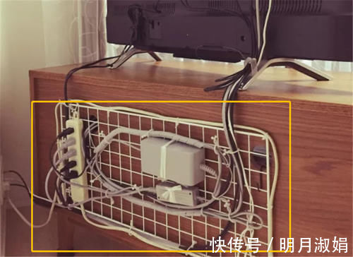文件袋|整理电线不要只用收纳盒！学学日本主妇网格架＋束线收纳法，超实用