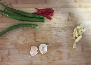  青蒜炒鸭血-有它能吃两大碗饭