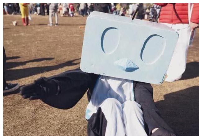 Cosplay|Cosplay被日本男孩带入生活，朋友“嫌弃”，家人却非常赞同