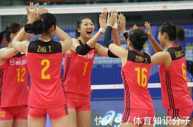 张常宁|朱婷彻底遭到弃用!从女排队长到无球可打,她的伤是个谜