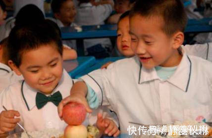 家长|如果你家有儿子,这4句话要“烂在肚子里”不能说,开玩笑也不行