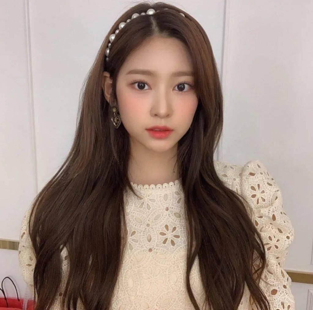 脸小|不同脸型怎么选刘海？这几款“整容级瘦脸”刘海，剪完就能脸小一圈！