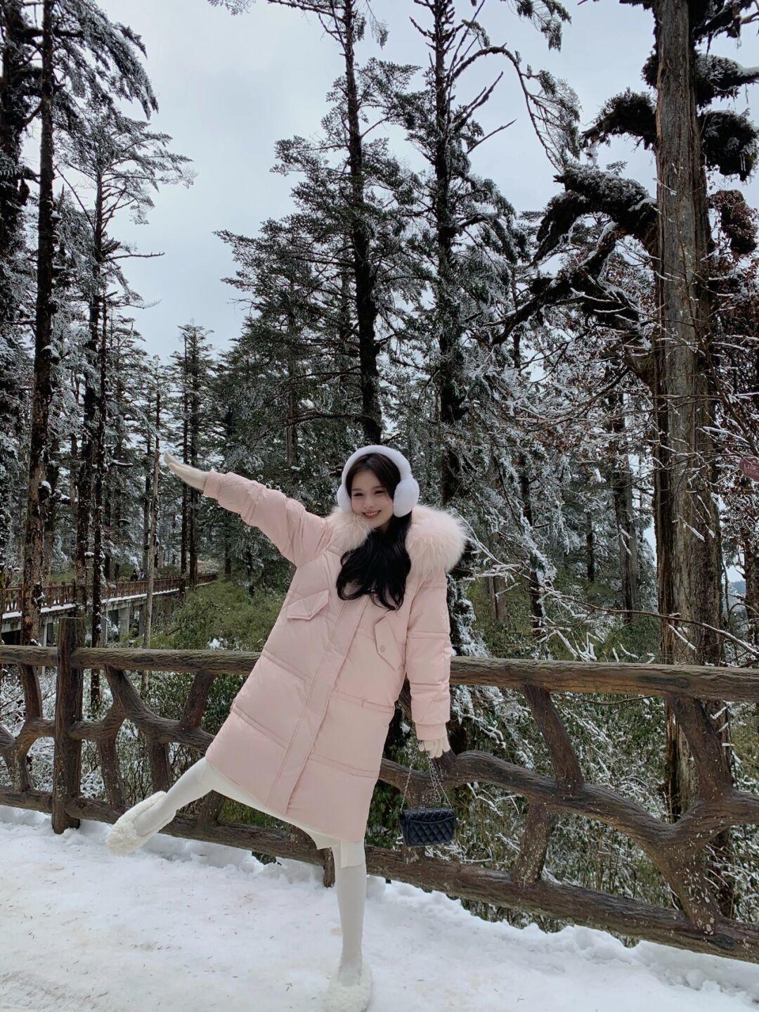 质地 这才是冬季最实用的羽绒服穿搭,集保暖与时尚于一身,谁穿都好看