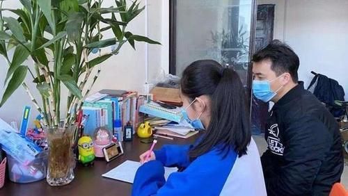 被骗|孩子多大是拥有手机的“最佳年龄”?并非15岁,多数宝妈被骗了