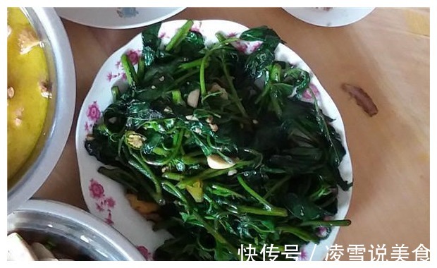 带姐姐去男友家做客,男友特意做一桌菜招待,饭后姐姐让我快点嫁