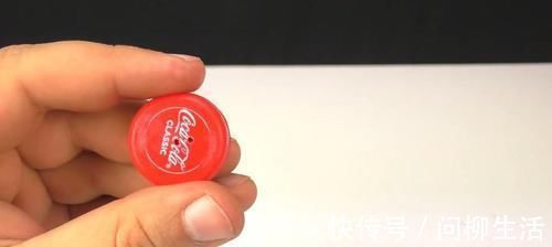 瓶盖|塑料瓶盖别扔了, 简单改造一下, 放在家里有大用处, 看完赶紧试试