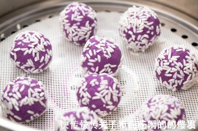 吃法|红豆别再煮粥了,70岁奶奶坚持这一吃法,难怪气色好,越吃越年轻