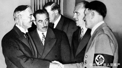 战败|德国战败,希特勒为何没有逃跑?还想扮演一次人们心目中的角色