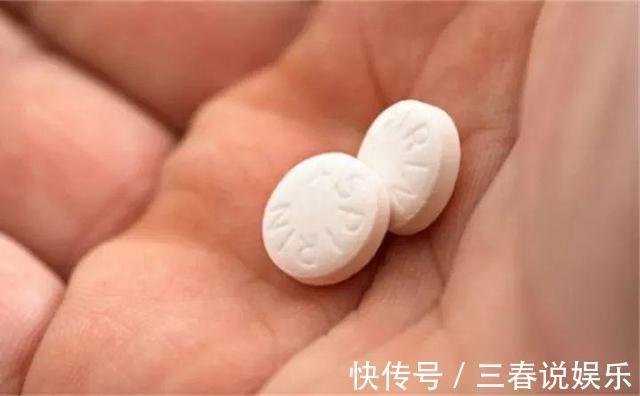 药片|天一热,绿萝就蔫了首先别放错位置,然后2种水换着浇,蹭蹭长