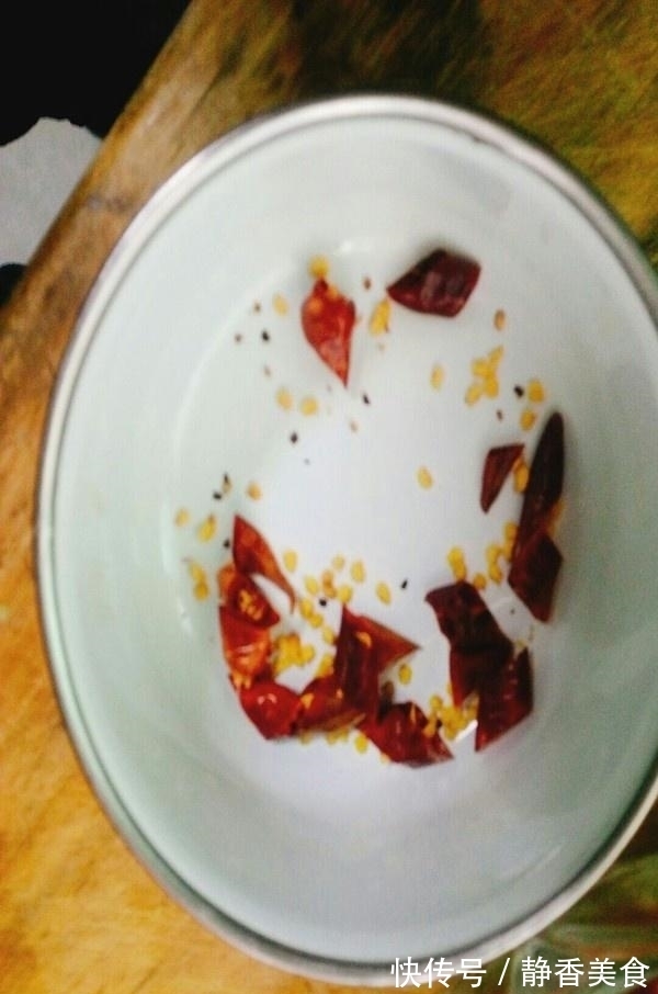 丰泽|猪身上这个部位凉拌,爽口开胃又下酒,荤素搭配营养好,老公爱吃