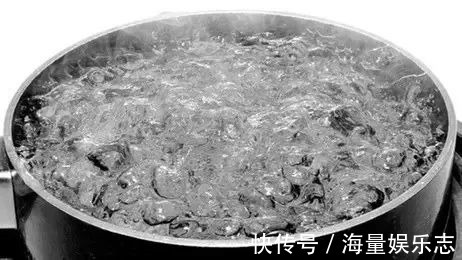 ph|喝水要喝碱性水你还要被酸碱平衡骗多久