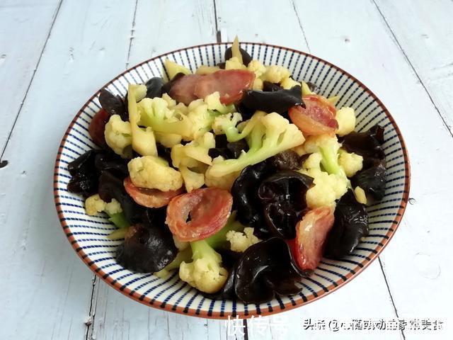 花菜|晒晒江西人的晚餐,三菜一汤,花费30元,网友:太值了,好想吃