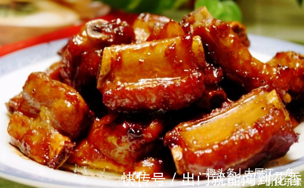 炖排骨时,切忌这3点,难怪腥腻不好吃,你还不知道吗
