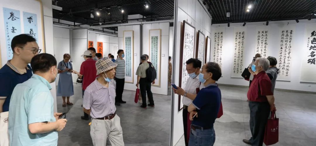 梁岩|丹青结同心，彩墨颂党恩—梁岩、刘永泽、罗丹青书画联展揭幕