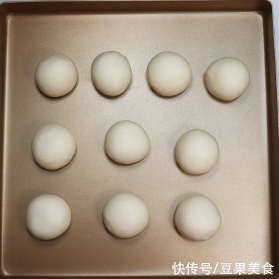 美味不用等，紫薯小花面包五分钟就能上桌的美食