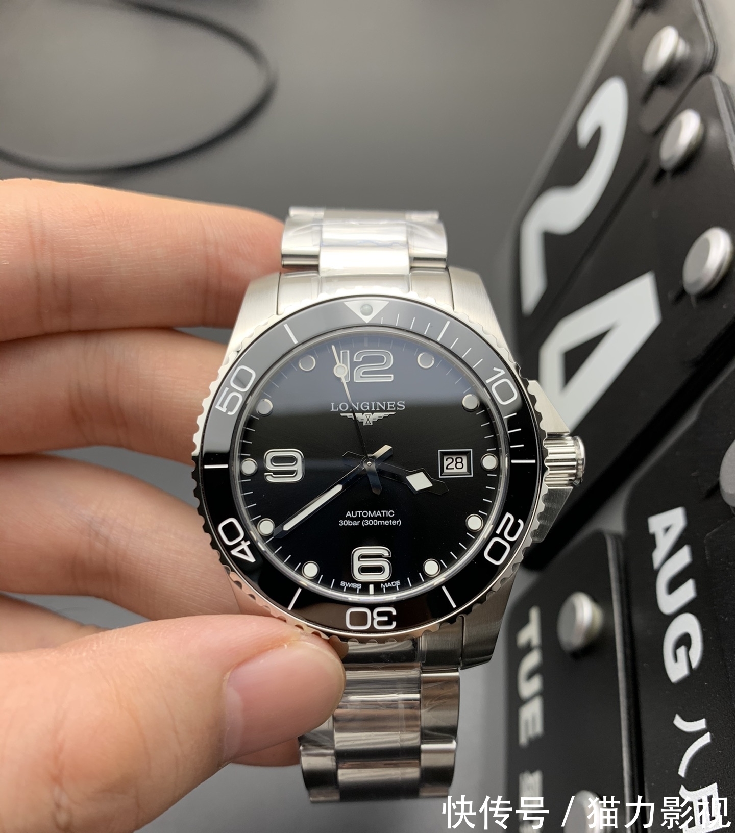 腕表|大富说表:ZF康卡斯 水中霸主附带全新间金配色