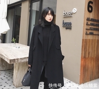 建议|建议大家:大衣下面别穿小脚裤,显矮!瞧她这样穿,小个子也显高