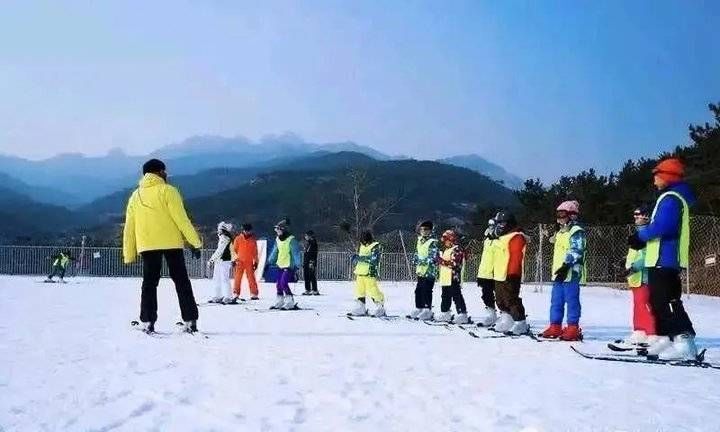 滑雪|滑雪、温泉、摩托车……这个冬天来青岛这么玩