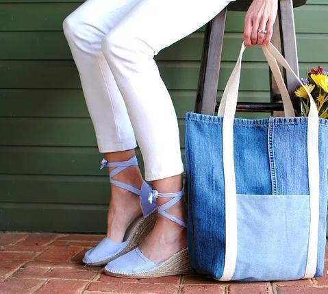 diy 一条旧牛仔衣裤,就能改造出女生喜欢的包包,以后都不舍得扔了