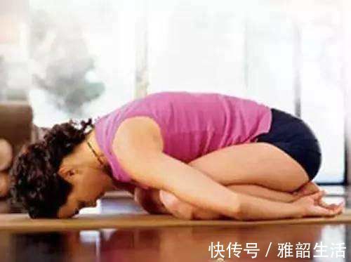 体式|为什么瑜伽包含很多跪姿的体式，看完后跪姿原来有这么多好处 ！