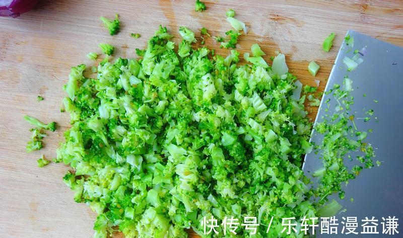 全麦粉|我的早餐饼火了，顶饱又低脂，同时还能润肤，最适合早秋！