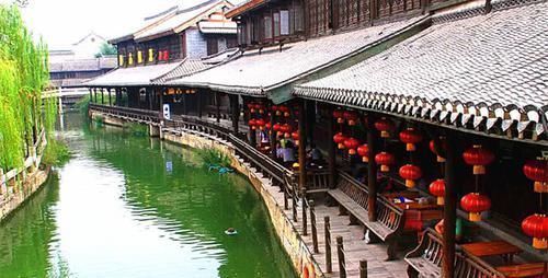 地理位置|花72亿打造中国“最大”的古城，号称最美水乡，地理位置优越