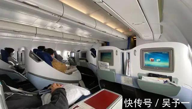 国足|奢侈而归!国足“花200万元”包机回国:光运行李就需3辆卡车!
