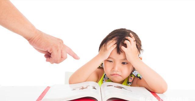 自觉|调皮王变成自主管理达人,学霸爸爸:做好4点调皮孩子也能变自觉