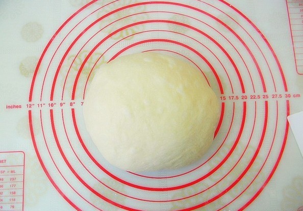 我家面包从来不买,用这个方法做,面包暄软醇香,久放不硬