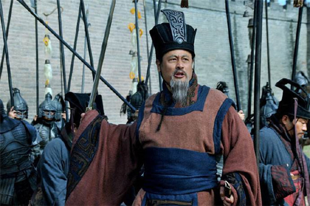 杀光|曹操手下位居第一的谋士，却被曹逼死，其子杀光曹氏后人成功复仇