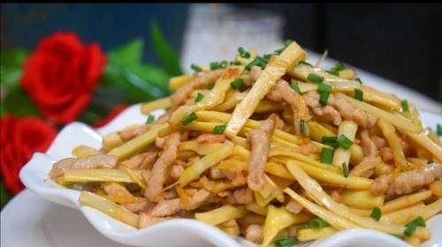 一扫而光|这6道应季的素菜,做法一目了然,8分钟出锅,我家小孩一扫而光