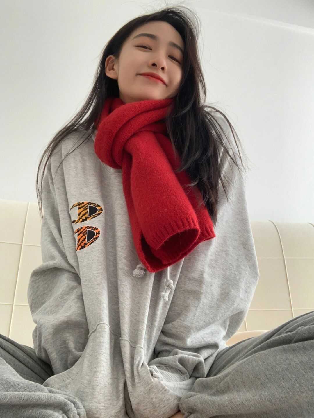 穿搭 新年战袍中一定要有运动套装!像博主这样穿,美得让人羡慕