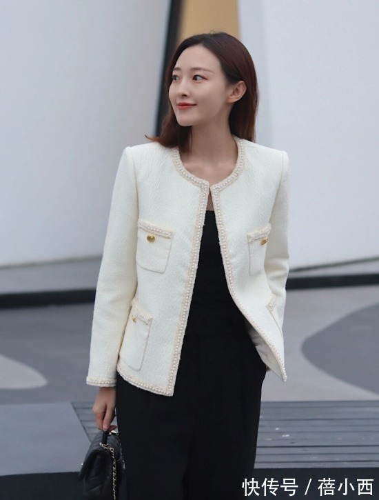 气质|再冷也不能乱穿衣,气质女性给自己买这4件外套吧,时髦有气质!