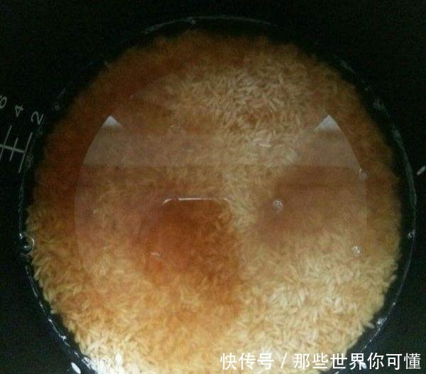 大米到了你手里,真的蒸对了吗加点这些料才是真的好吃!