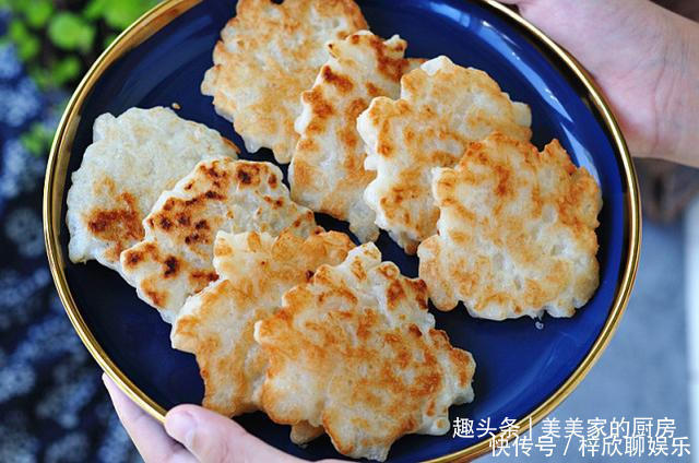 梨子做早餐,比肉包子还好吃,清爽开胃,营养又解馋!