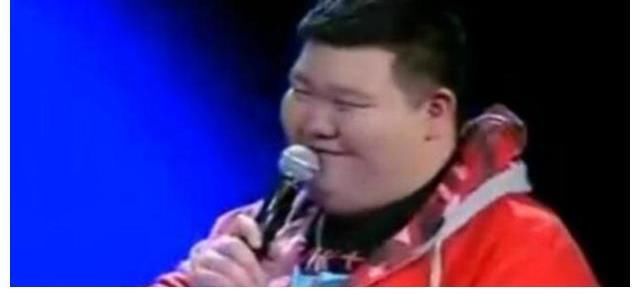 非诚勿扰：300斤男嘉宾相亲被灭灯，公布自己年薪后，成功牵手女神