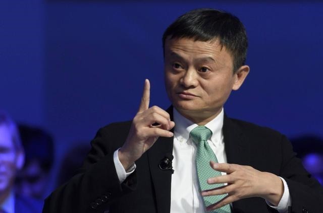 刘强东一脸疑惑：为何上班族喜欢淘宝买东西，京东物流不香吗？