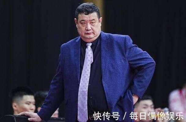 高速集|山东男篮集结阵容有变,跟队记者曝高速集团出手,但不是巩晓彬