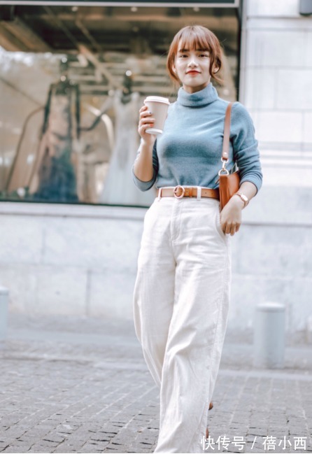 浅色系 新年穿搭怎么能没有高领衫?建议你这样穿,走亲访友别人都夸你美