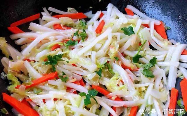 白白菜|发现便秘“天敌”，每三五吃一次，并安排清肠和宿便，身材较好