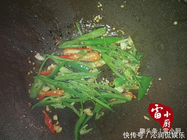 袖珍菇|这个菜降血压，降胆固醇，尤其是中老人吃了特别好！