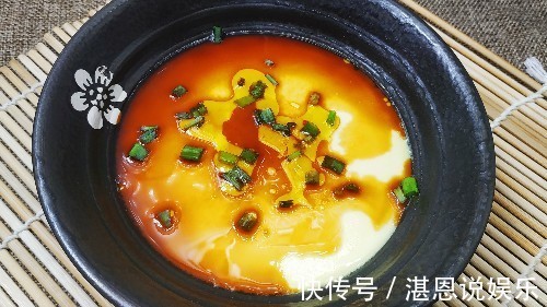 教你蒸鸡蛋羹的技巧，方法快捷简单，营养早餐分分钟搞定