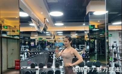 减肥|美女减肥增肌,健身房当走秀场,对她来说时尚和健身两者不可或缺