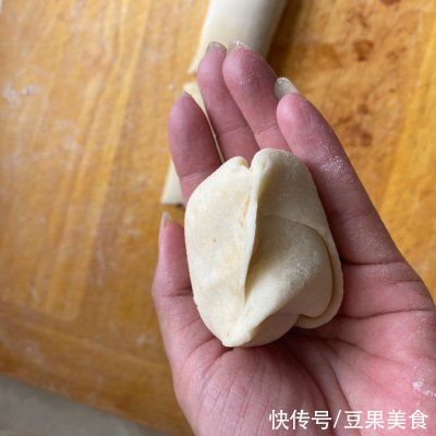 红糖酥皮饼|原来红糖酥皮饼才是真正的米饭杀手